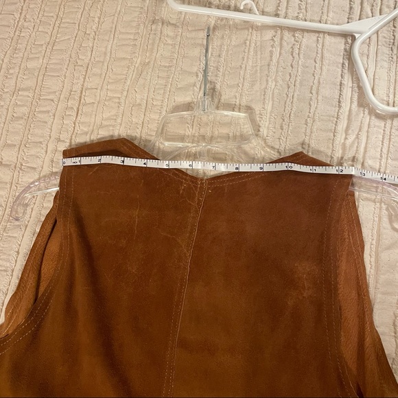 Mamie Ruth Exclusive Fringe Vest - Picture 8 of 12